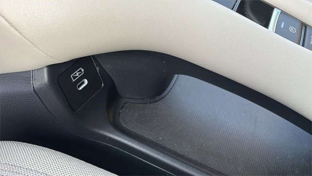 Used 2024 Honda HR-V LX image 16