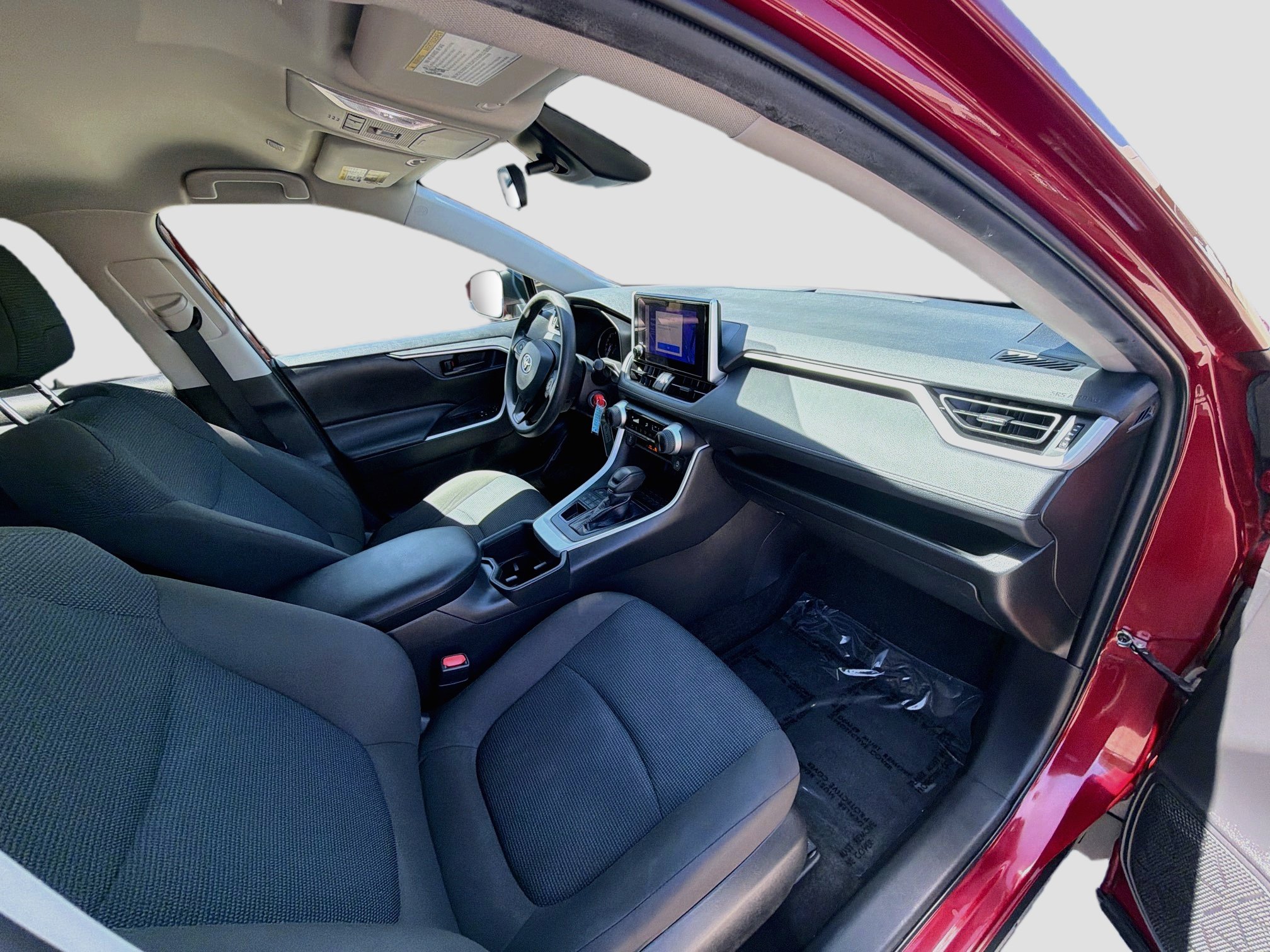 Used 2023 Toyota RAV4 LE AWD/4WD image 32