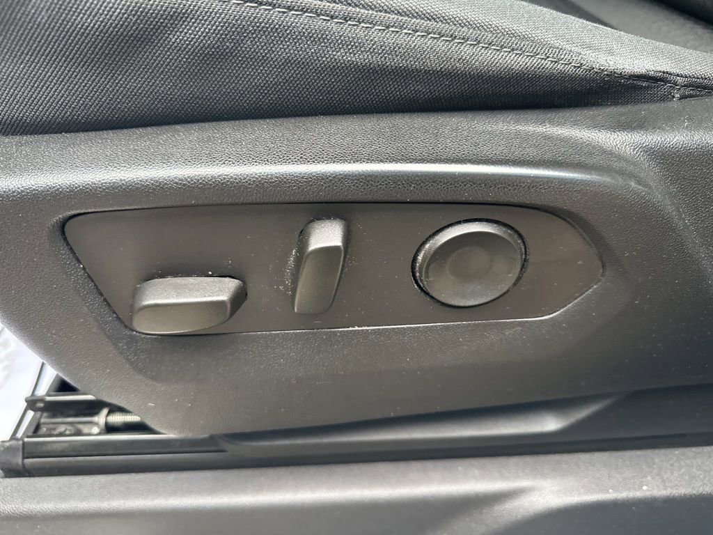 Used 2022 Chevrolet Silverado 1500 RST image 14