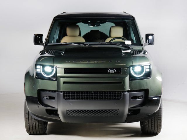 New 2026 Land Rover Defender 110 X-Dynamic SE AWD/4WD image 8