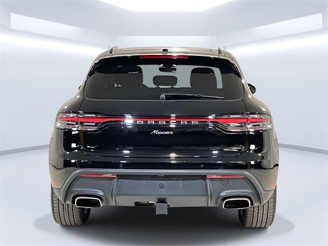 Used 2025 Porsche Macan image 6