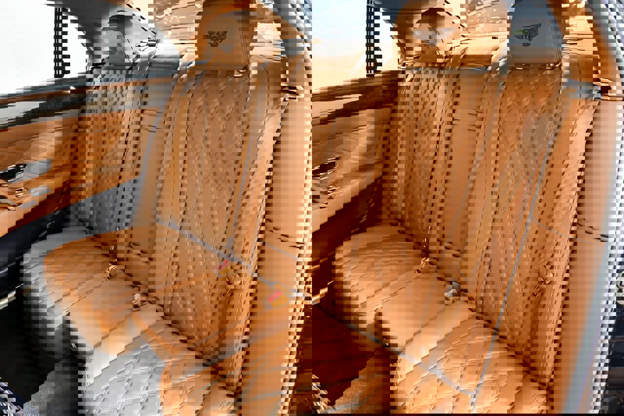 Used 2015 Bentley Flying Spur V8 image 26