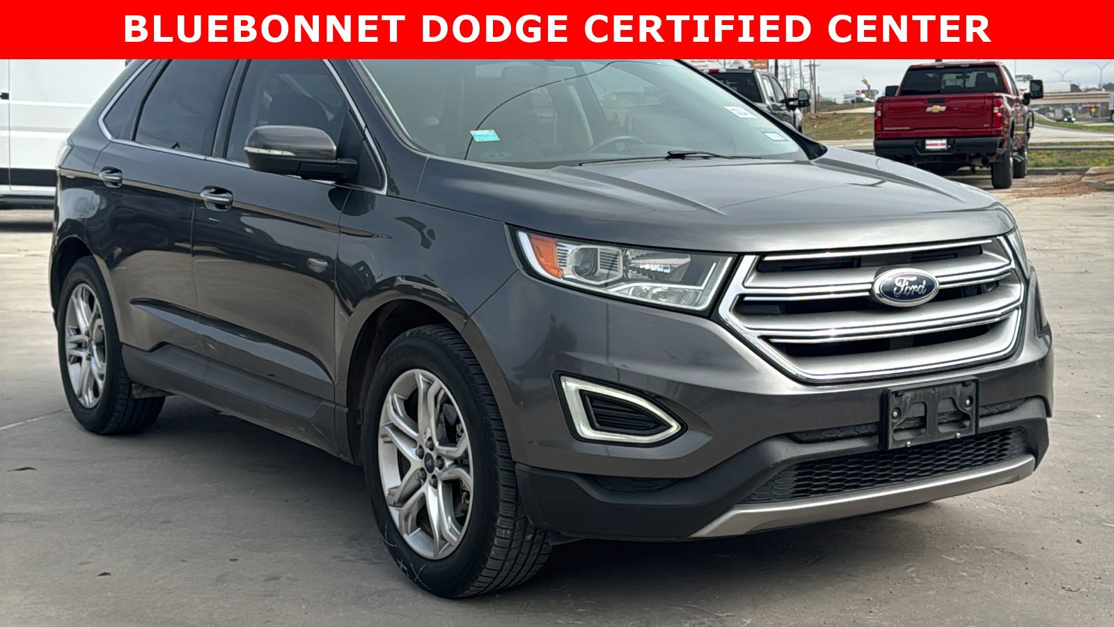 Used 2017 Ford Edge Titanium image 3