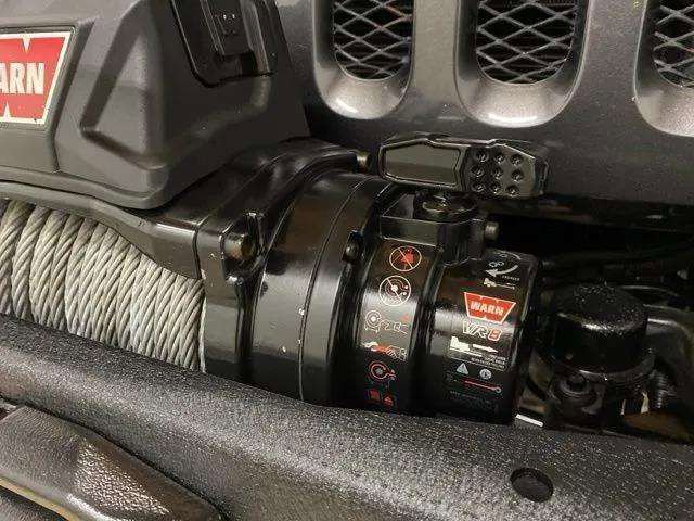 Used 2017 Jeep Wrangler Unlimited Sport w/ Connectivity Group image 92