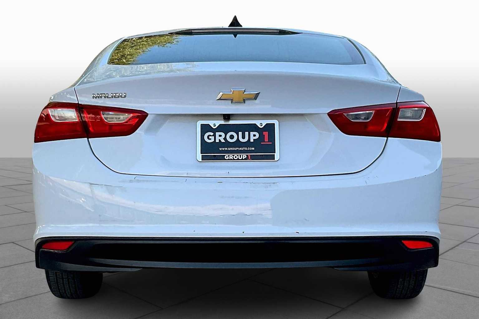 Used 2023 Chevrolet Malibu LS image 4