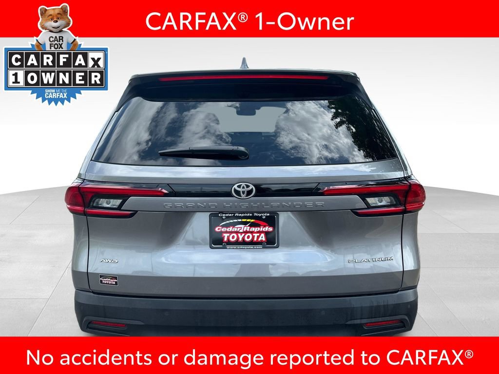 Certified 2025 Toyota Grand Highlander AWD image 5