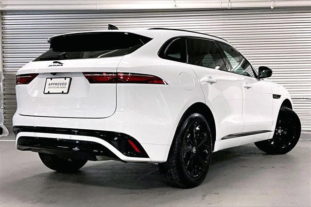 Used 2025 Jaguar F-PACE R-Dynamic S image 13