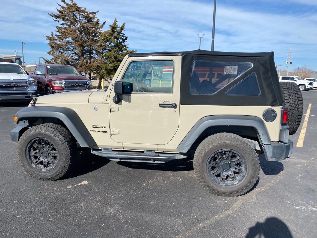 Used 2018 Jeep Wrangler Sport image 6