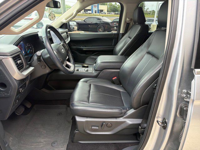 Used 2022 Ford Expedition XLT AWD/4WD image 13