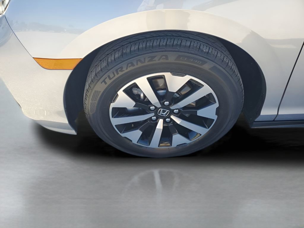 Used 2025 Honda Odyssey EX-L image 18