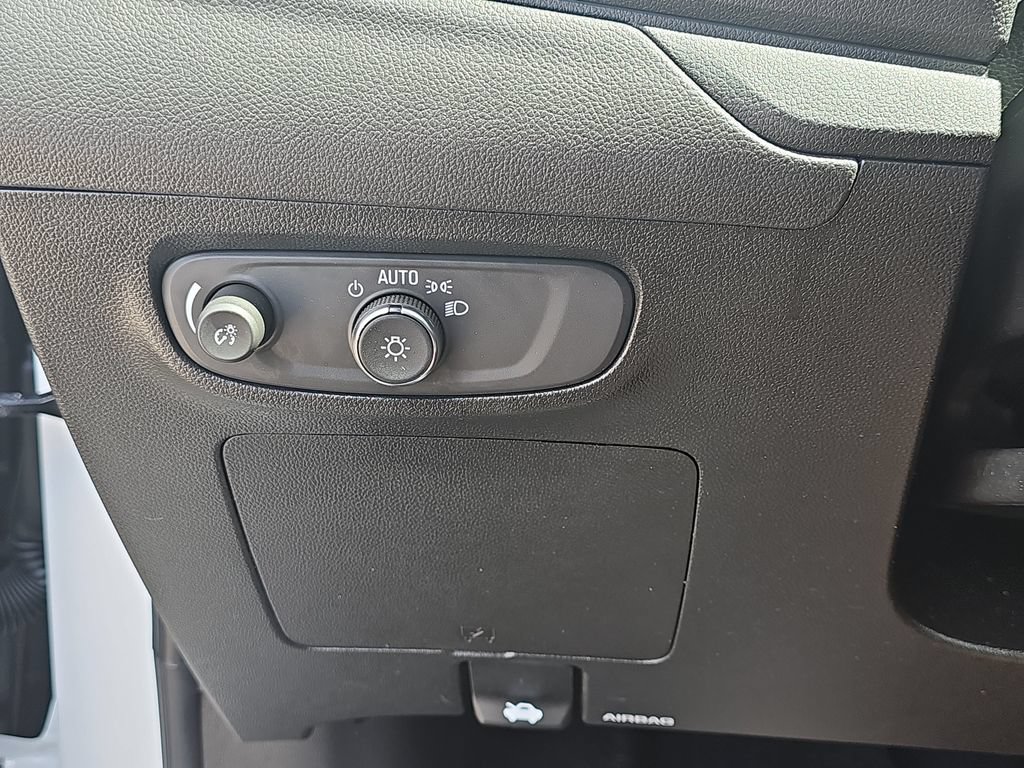 Certified 2024 Buick Encore GX Preferred w/ Comfort Package AWD/4WD image 30
