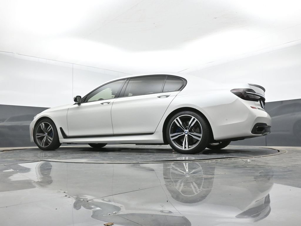 Used 2018 BMW 750i 750i 4D Sedan image 39