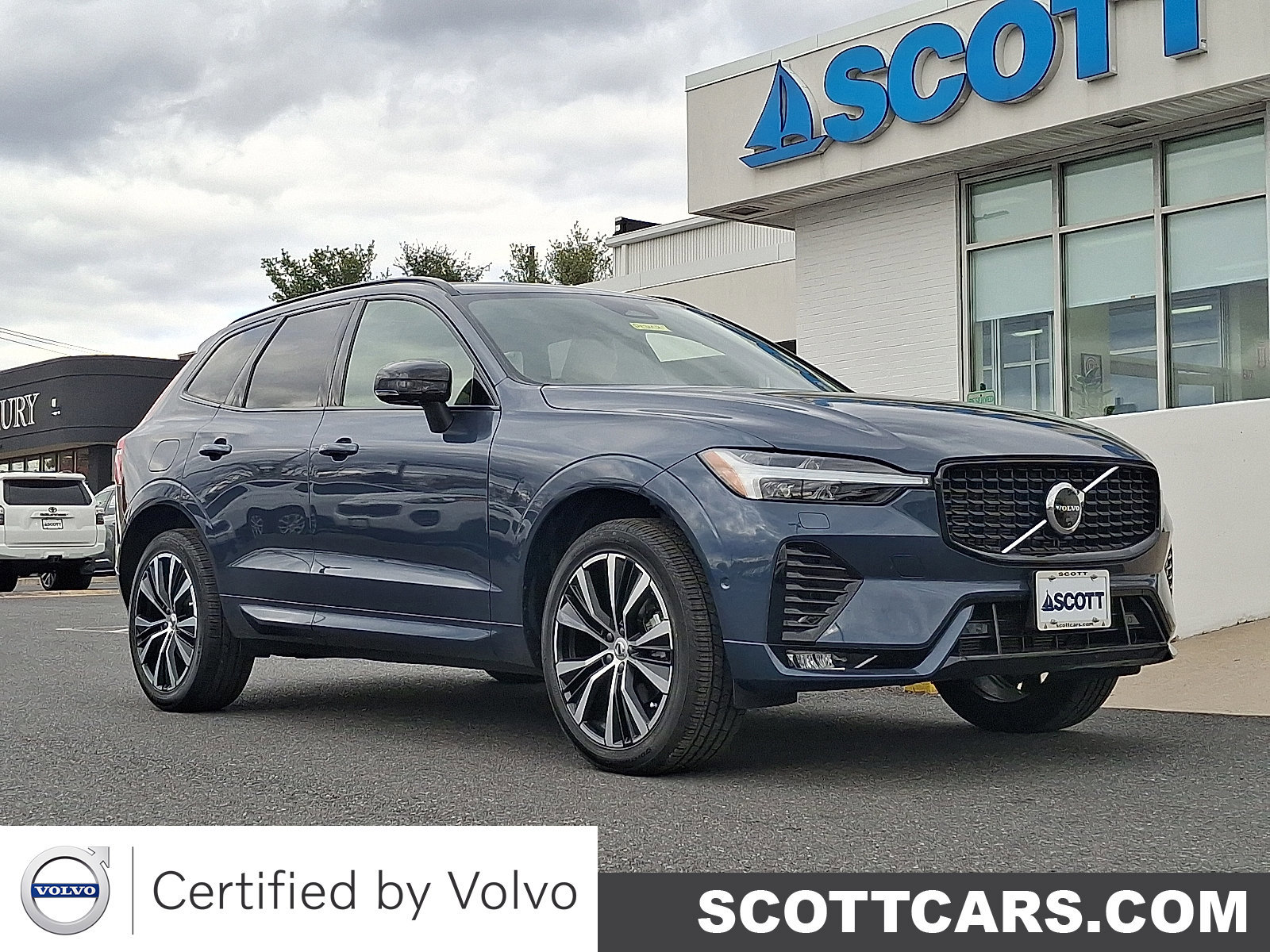 Certified 2024 Volvo XC60 B5 Ultimate w/ Climate Package