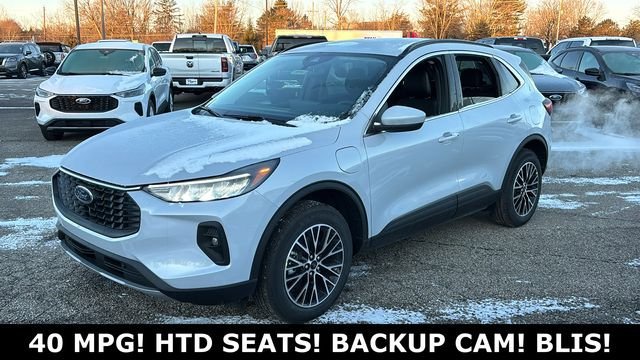 New 2026 Ford Escape SE FWD image 3