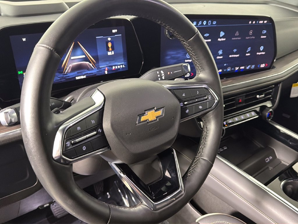 Certified 2025 Chevrolet Suburban Premier RWD image 25