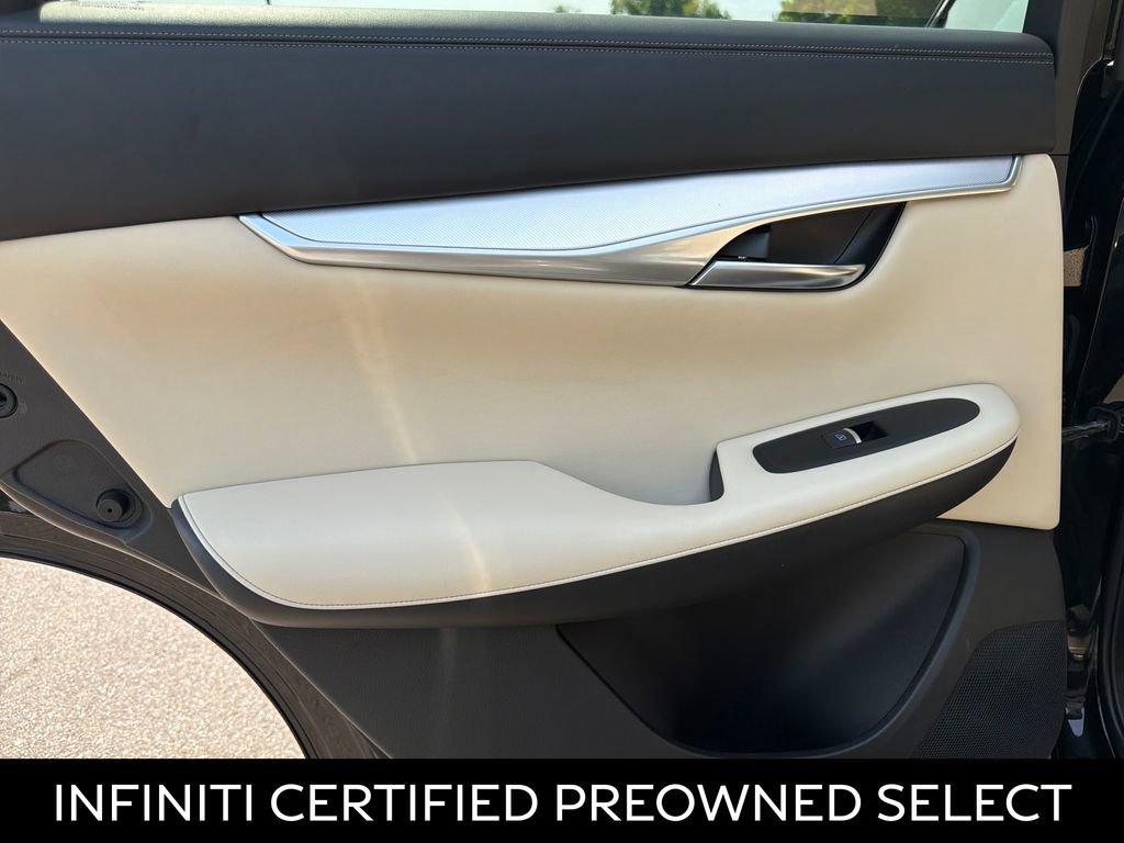 Certified 2019 INFINITI QX50 Luxe w/ Navigation Package image 30