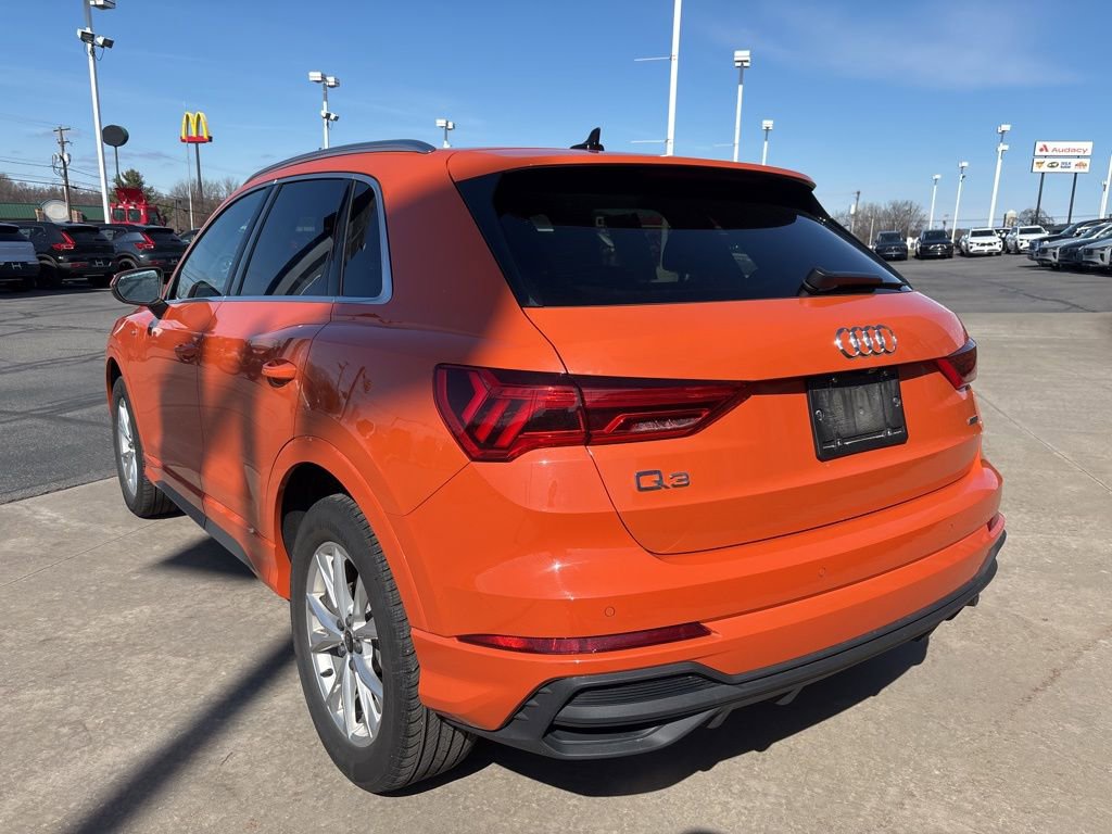 Used 2025 Audi Q3 2.0T Premium image 8