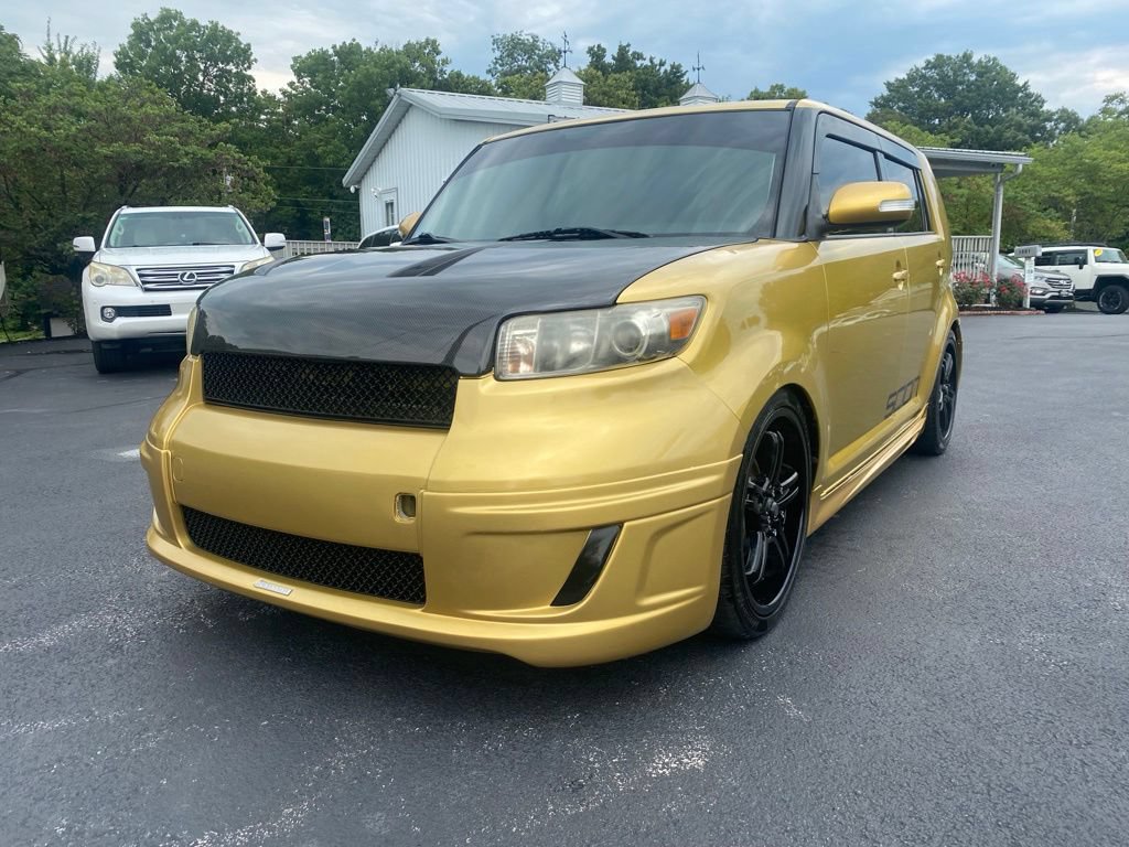 Used 2008 Scion xB FWD image 1
