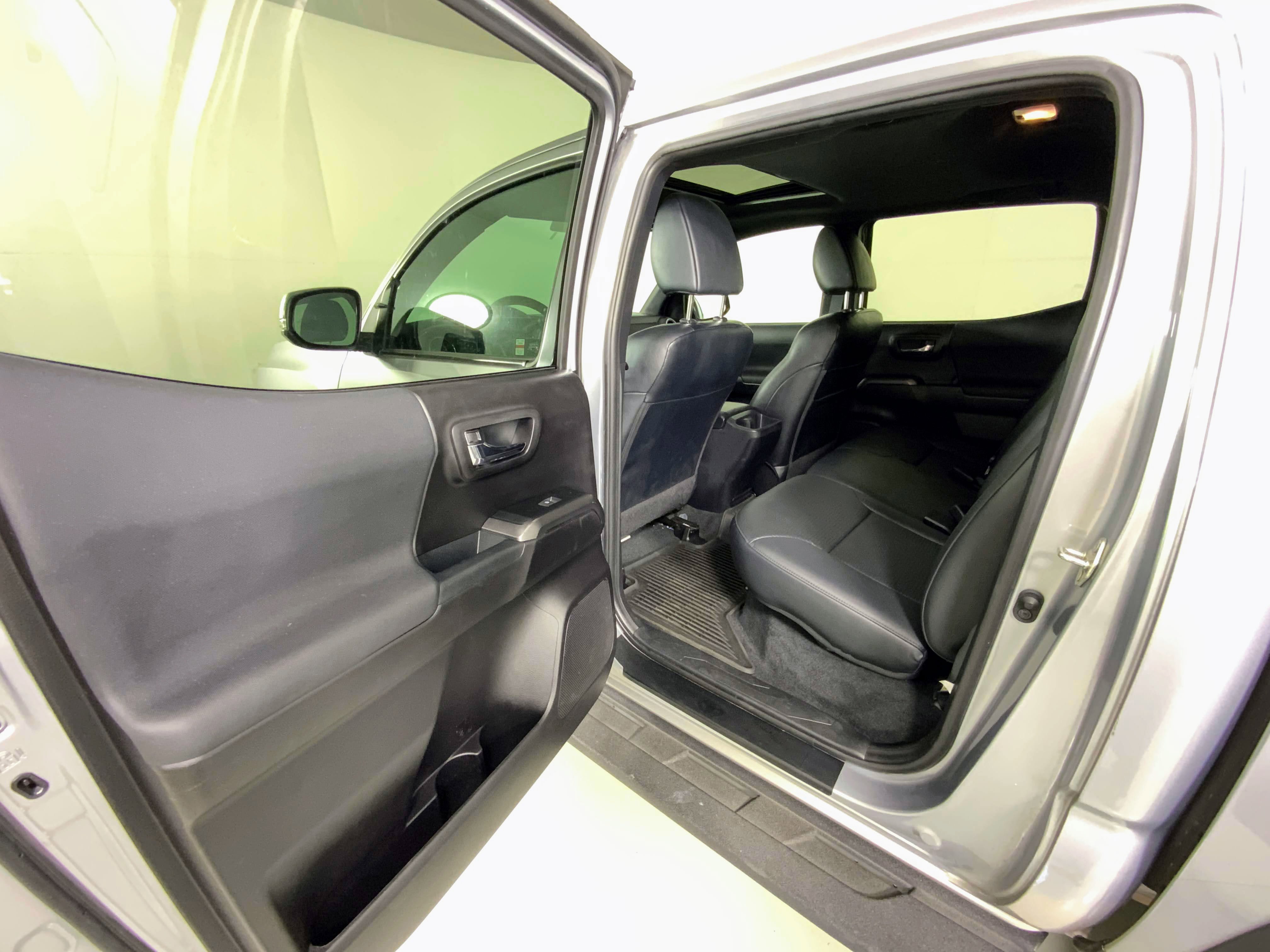 Used 2021 Toyota Tacoma SR image 19
