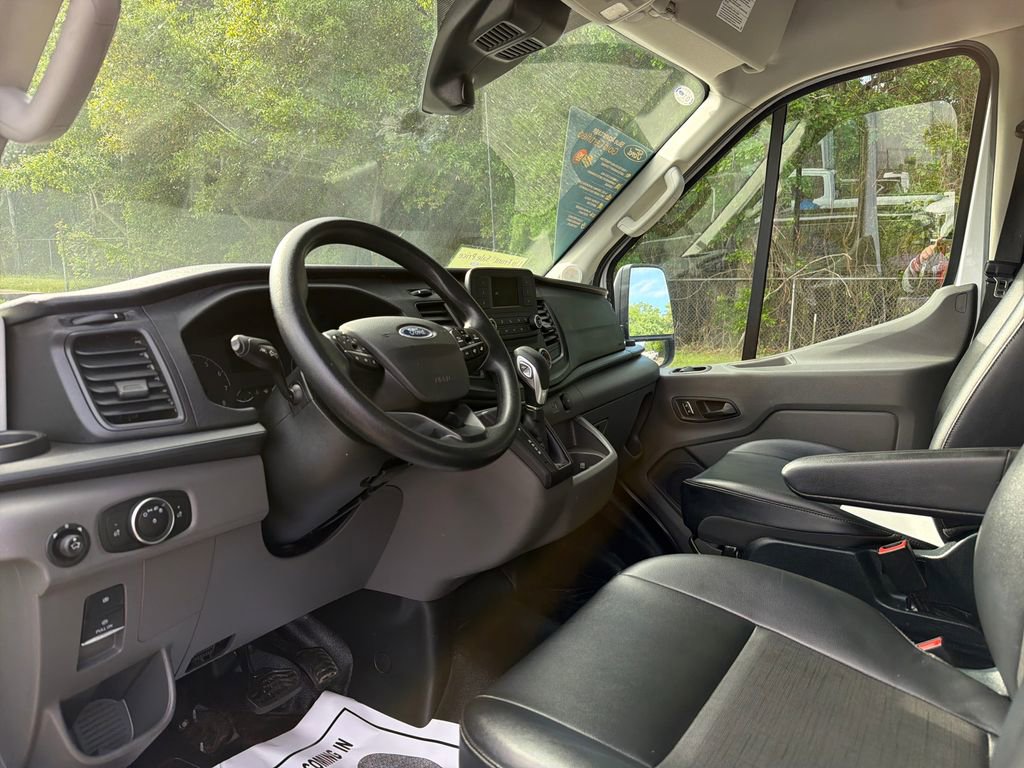 Certified 2023 Ford Transit 250 Medium Roof image 6