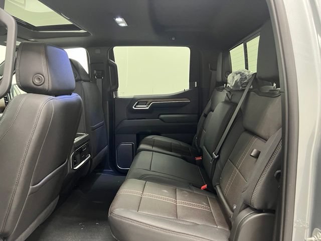 New 2026 Chevrolet Silverado 1500 High Country AWD/4WD image 15