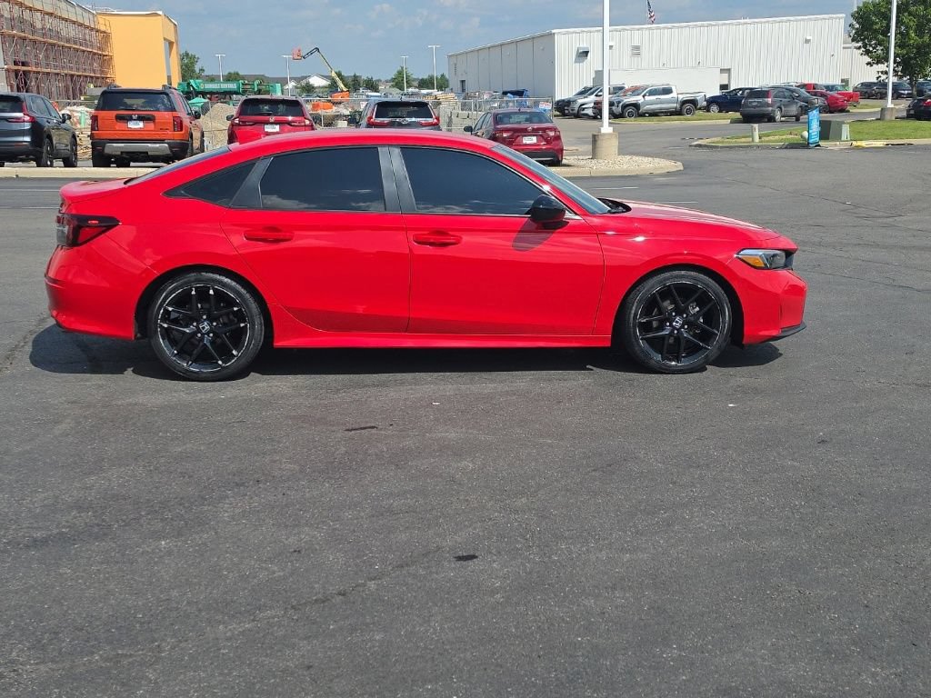 Used 2025 Honda Civic Sport image 9