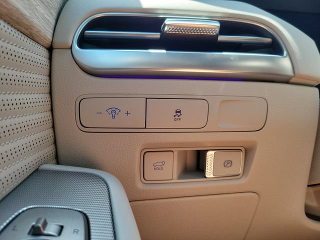 Used 2024 Hyundai Palisade Calligraphy FWD image 30
