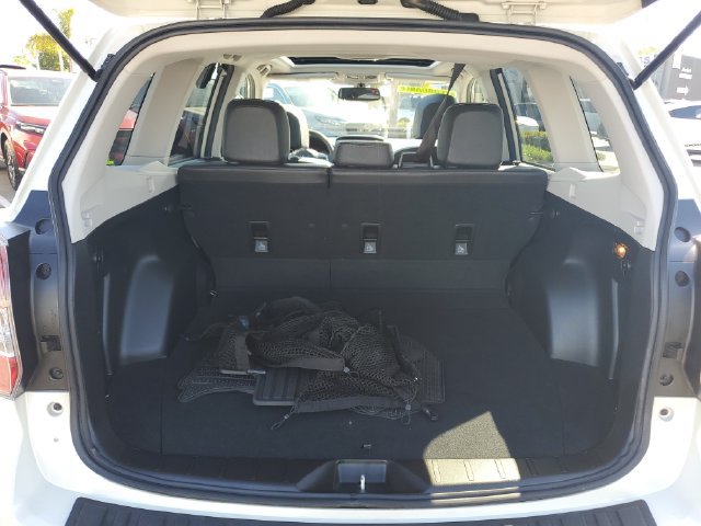 Used 2015 Subaru Forester 2.0XT Premium w/ Popular Package #2 AWD/4WD image 9