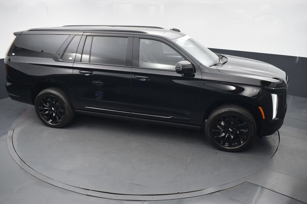 Certified 2026 Cadillac Escalade ESV Sport w/ LPO, ONYX Package AWD/4WD image 47