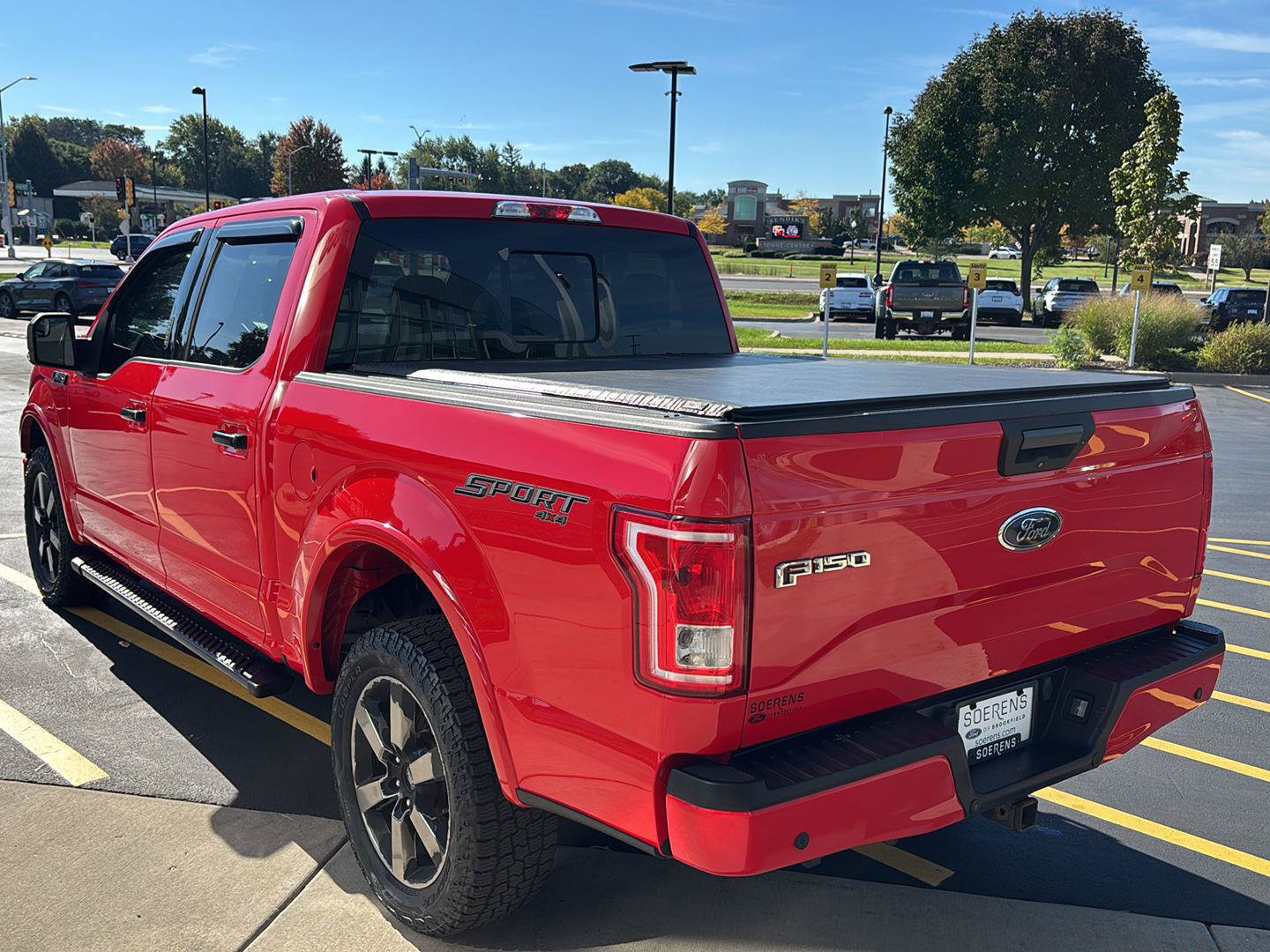 Used 2017 Ford F150 XLT w/ Equipment Group 302A Luxury AWD/4WD image 7