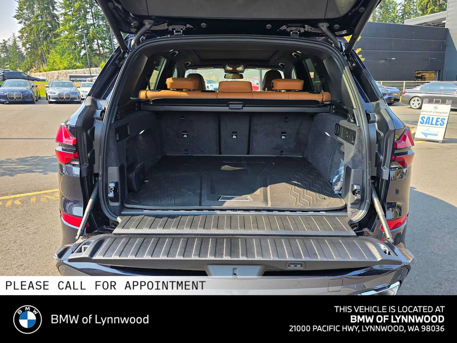 New 2026 BMW X5 xDrive50e w/ M Sport Package AWD/4WD image 14