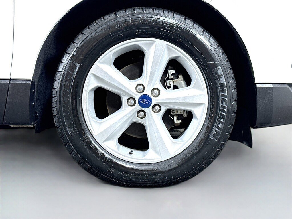 Used 2019 Ford Edge SE w/ SE Fleet Driver's Package FWD image 40