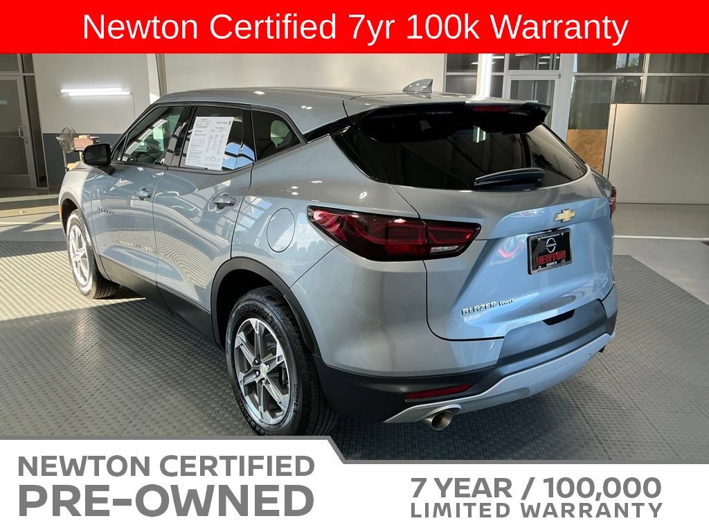 Used 2023 Chevrolet Blazer LT AWD/4WD image 23