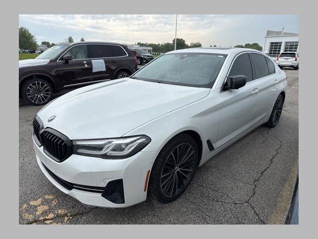 Used 2021 BMW 530i xDrive w/ Premium Package AWD/4WD image 1
