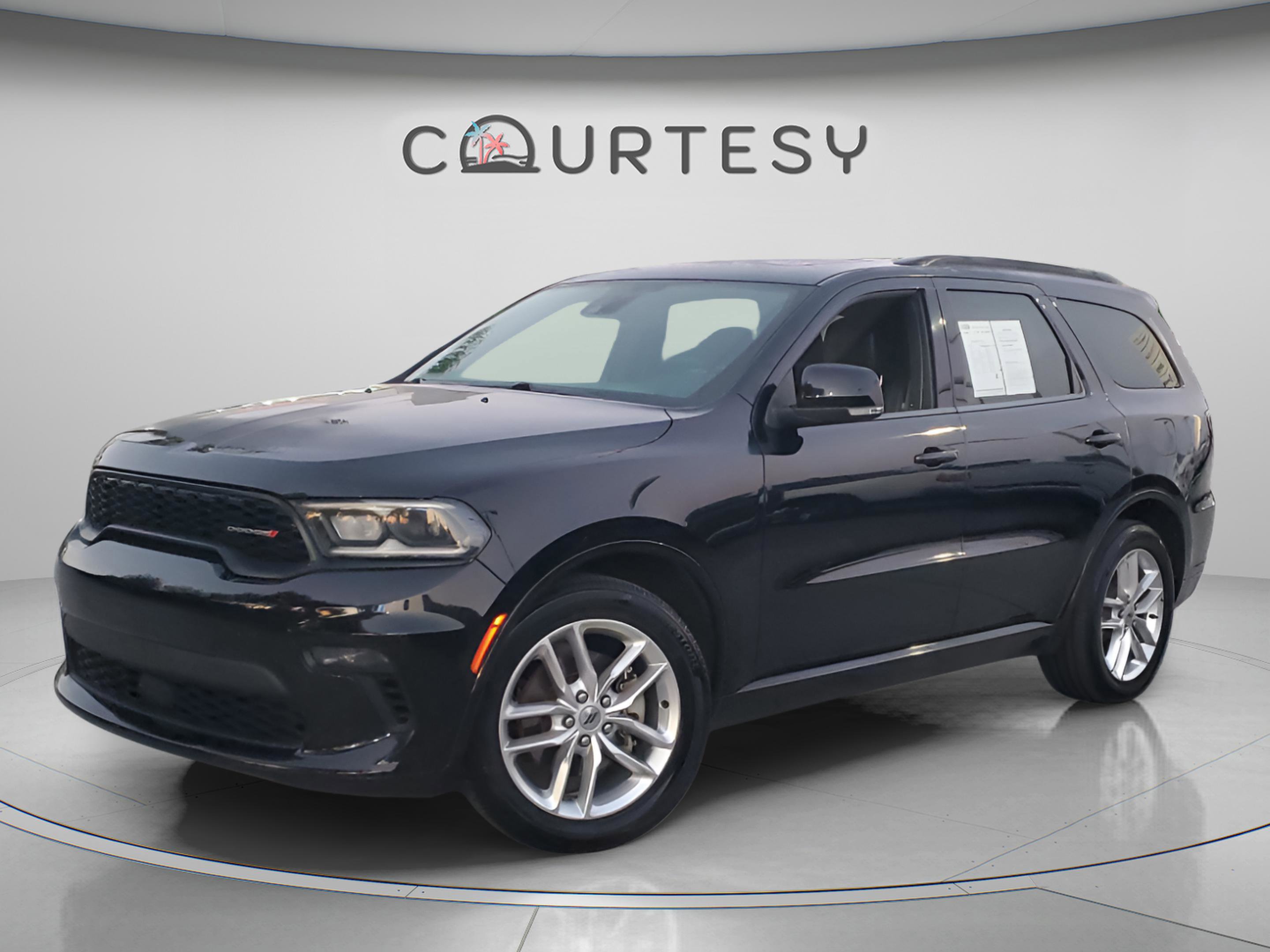 Certified 2023 Dodge Durango GT image 1