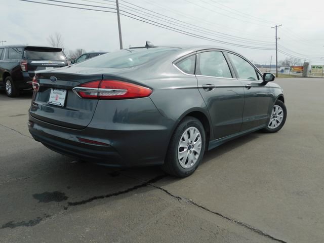 Used 2020 Ford Fusion S image 17