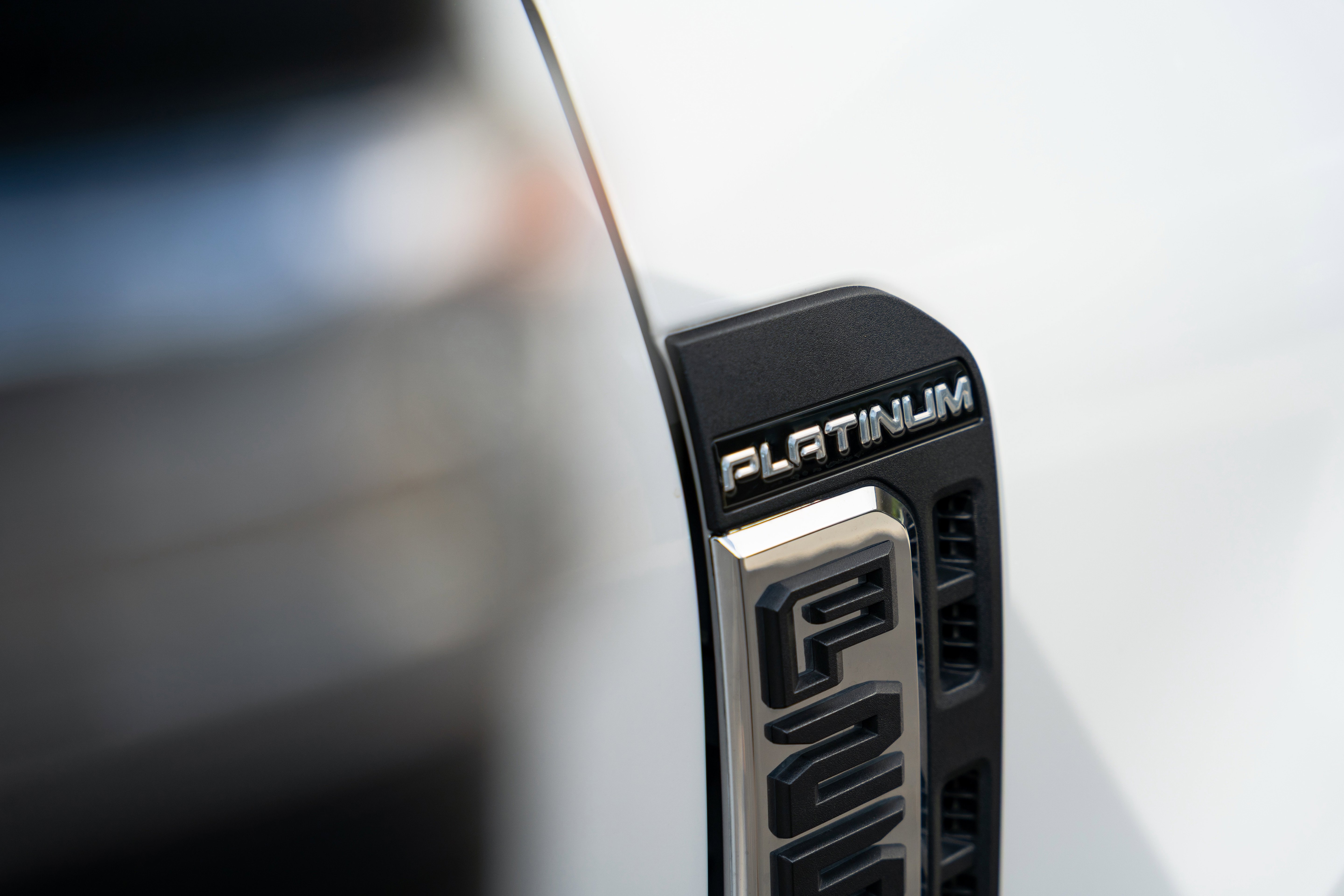 Used 2024 Ford F250 Platinum image 32