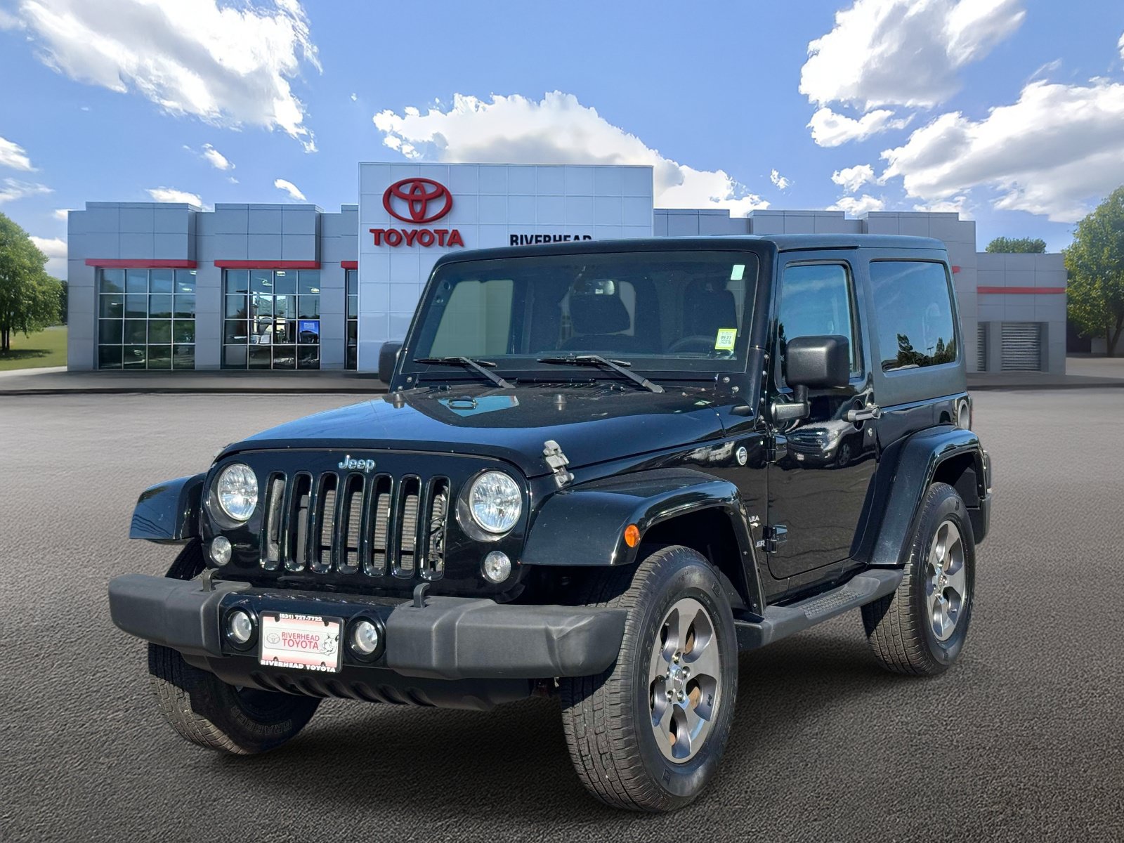 Used 2016 Jeep Wrangler Sahara w/ Connectivity Group