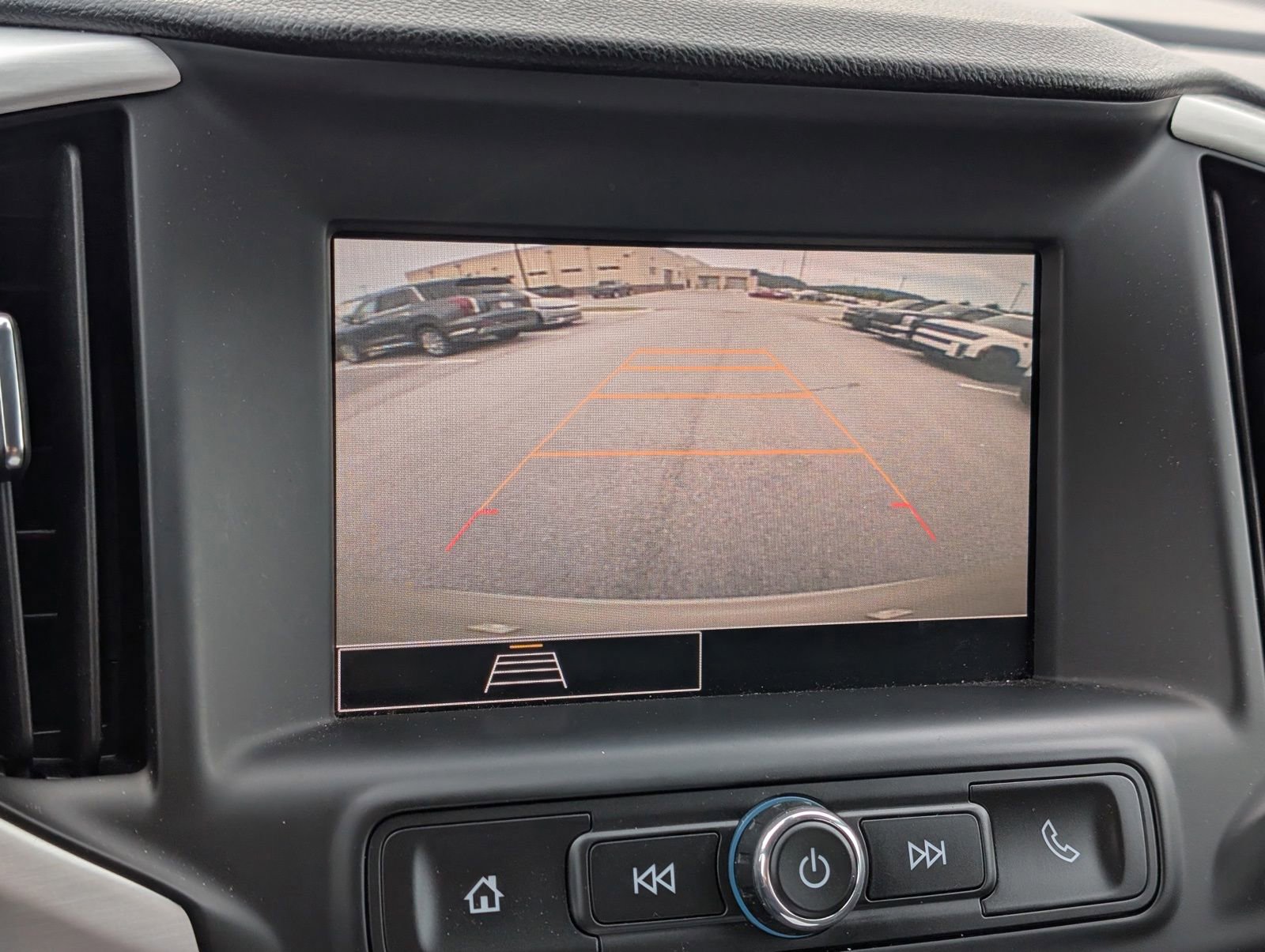 Used 2023 GMC Terrain SLE w/ Driver Convenience Package AWD/4WD image 10