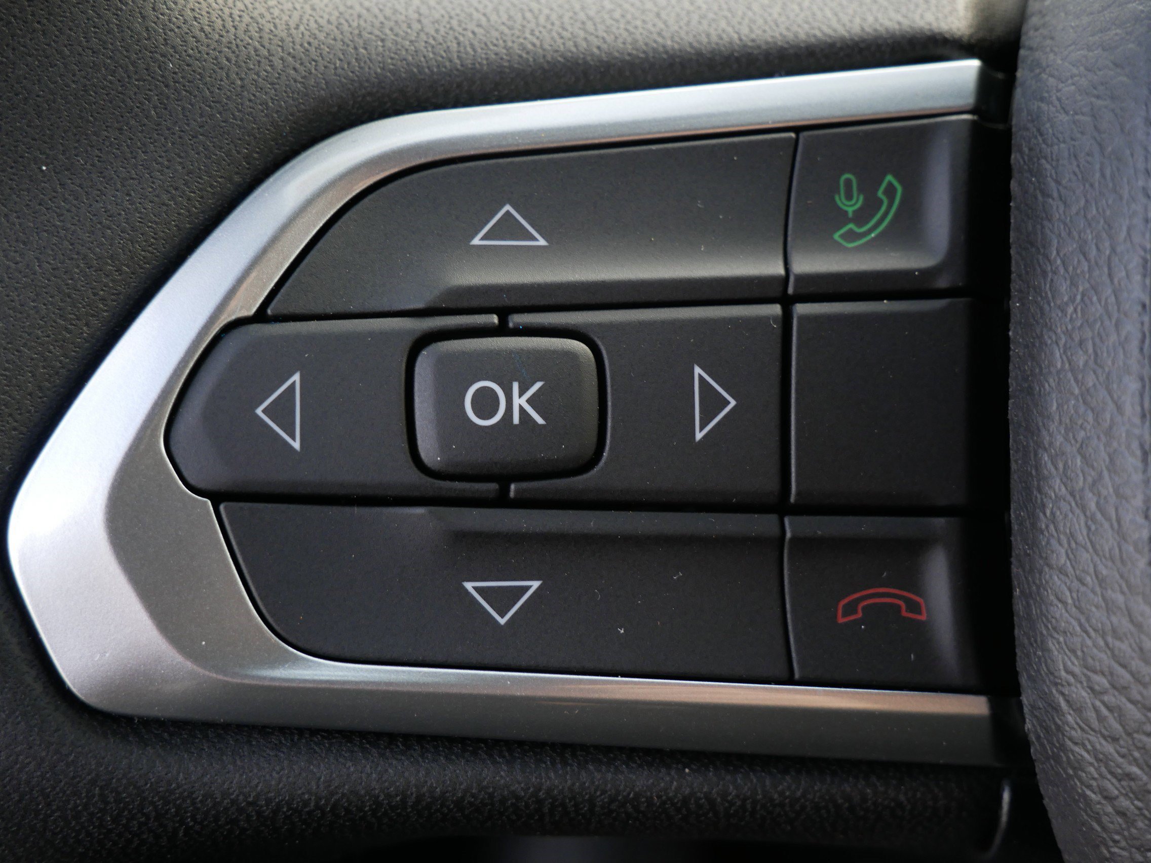 New 2026 Jeep Compass Limited AWD/4WD image 16