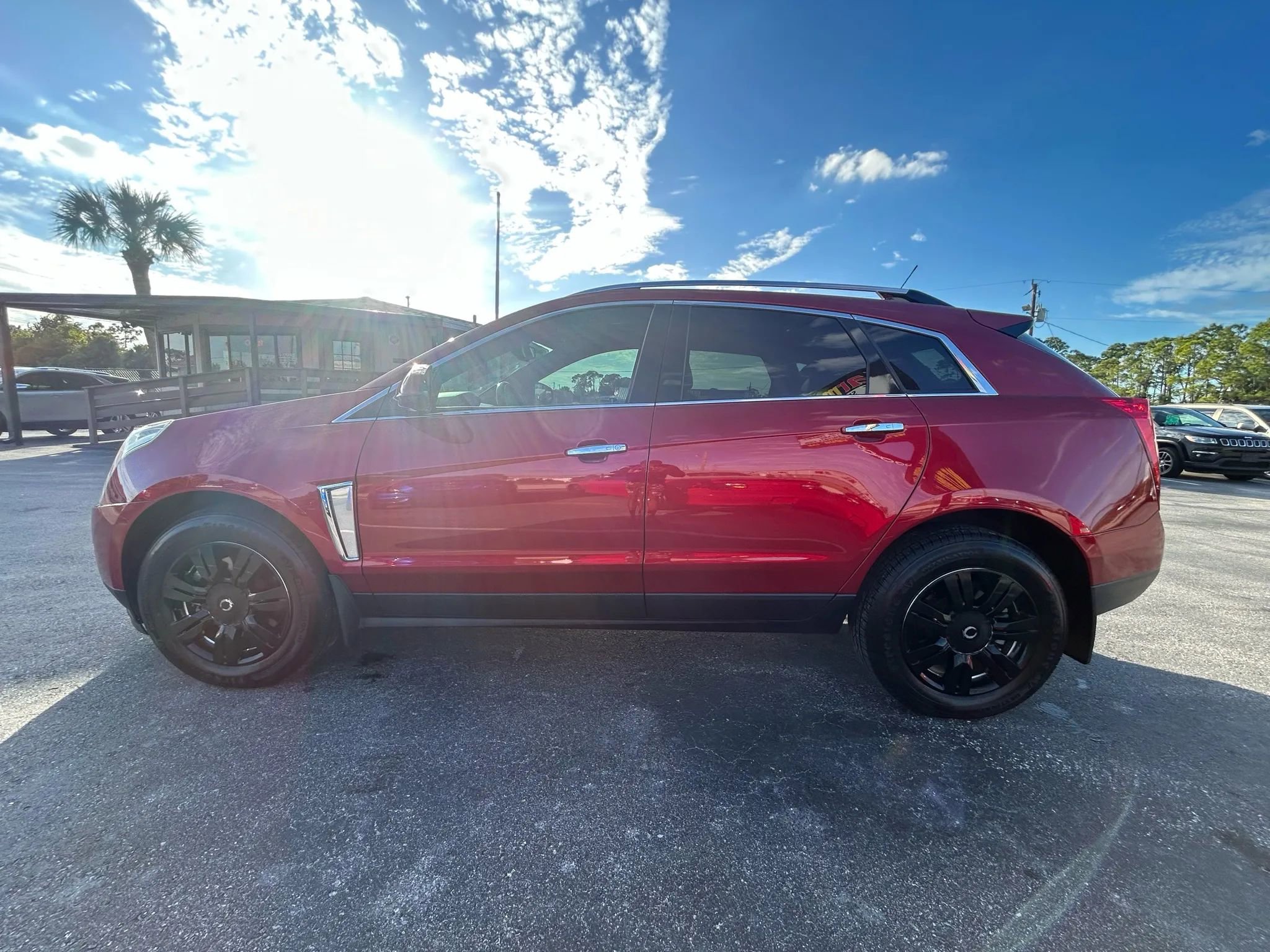 Used 2016 Cadillac SRX Luxury w/ Driver Awareness Package image 9