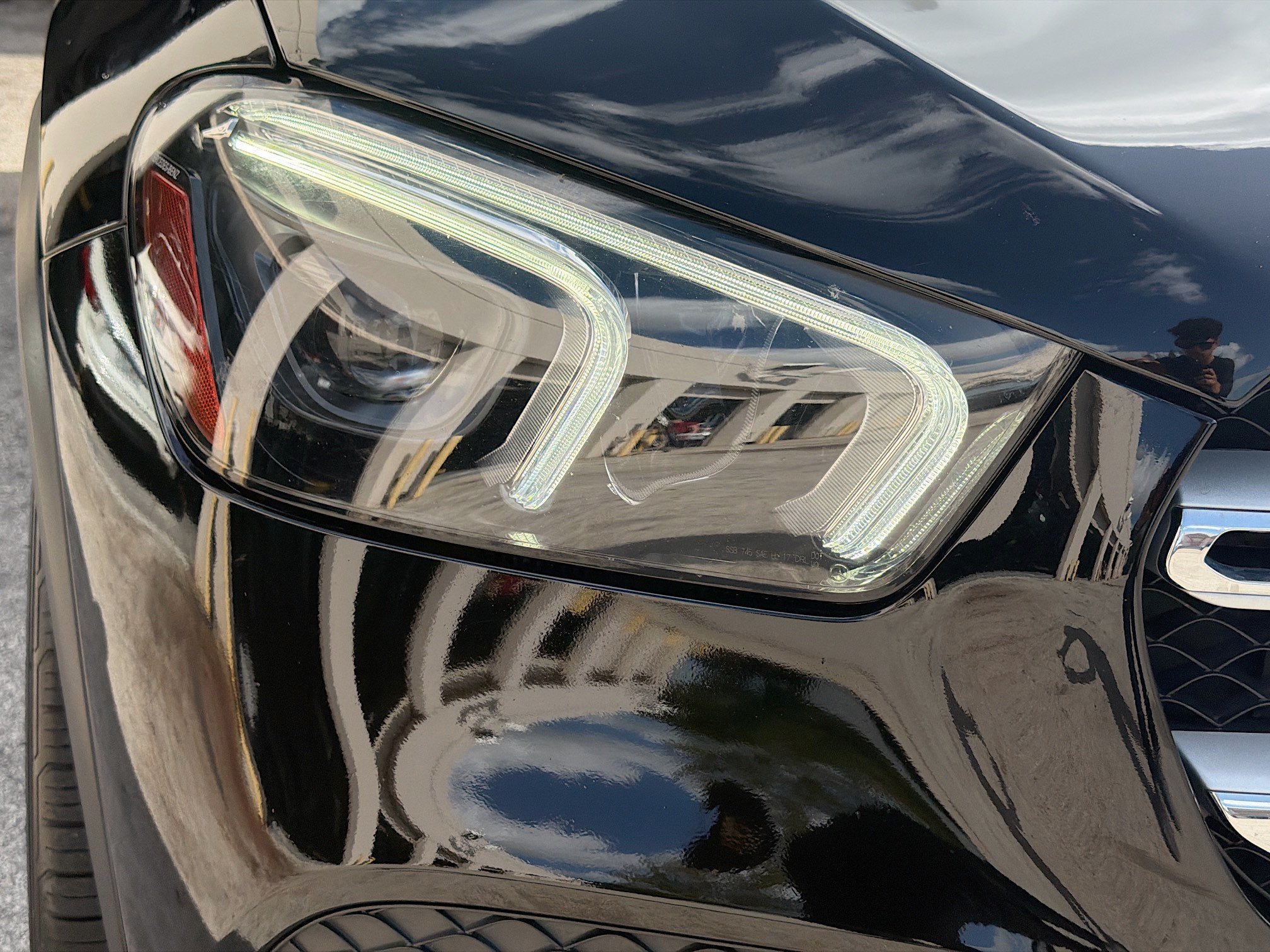 Used 2023 Mercedes-Benz GLE 350 w/ Premium Package image 27
