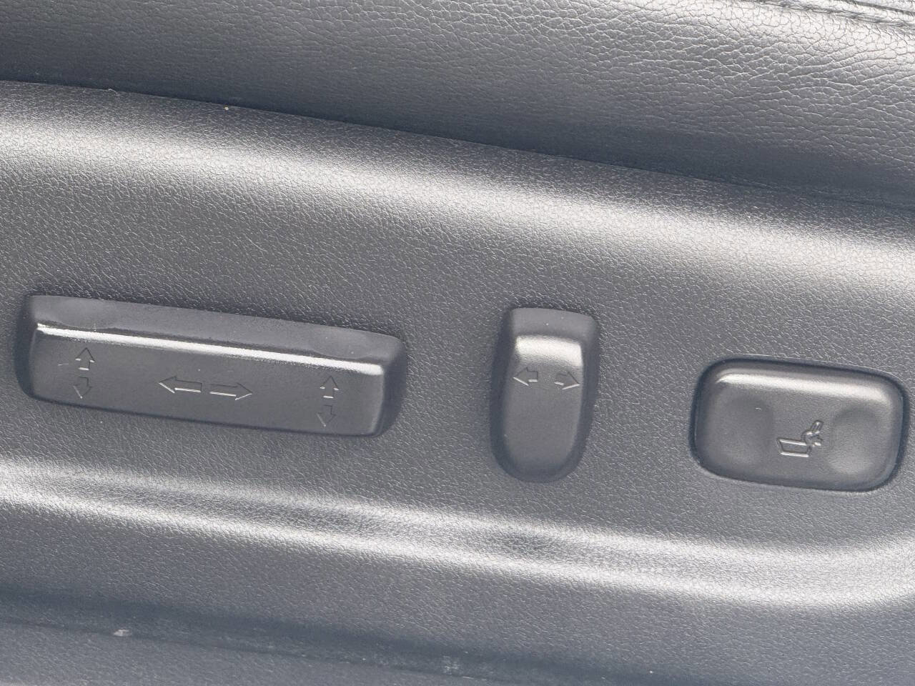 Used 2018 Acura RDX AWD w/ Advance Package image 9