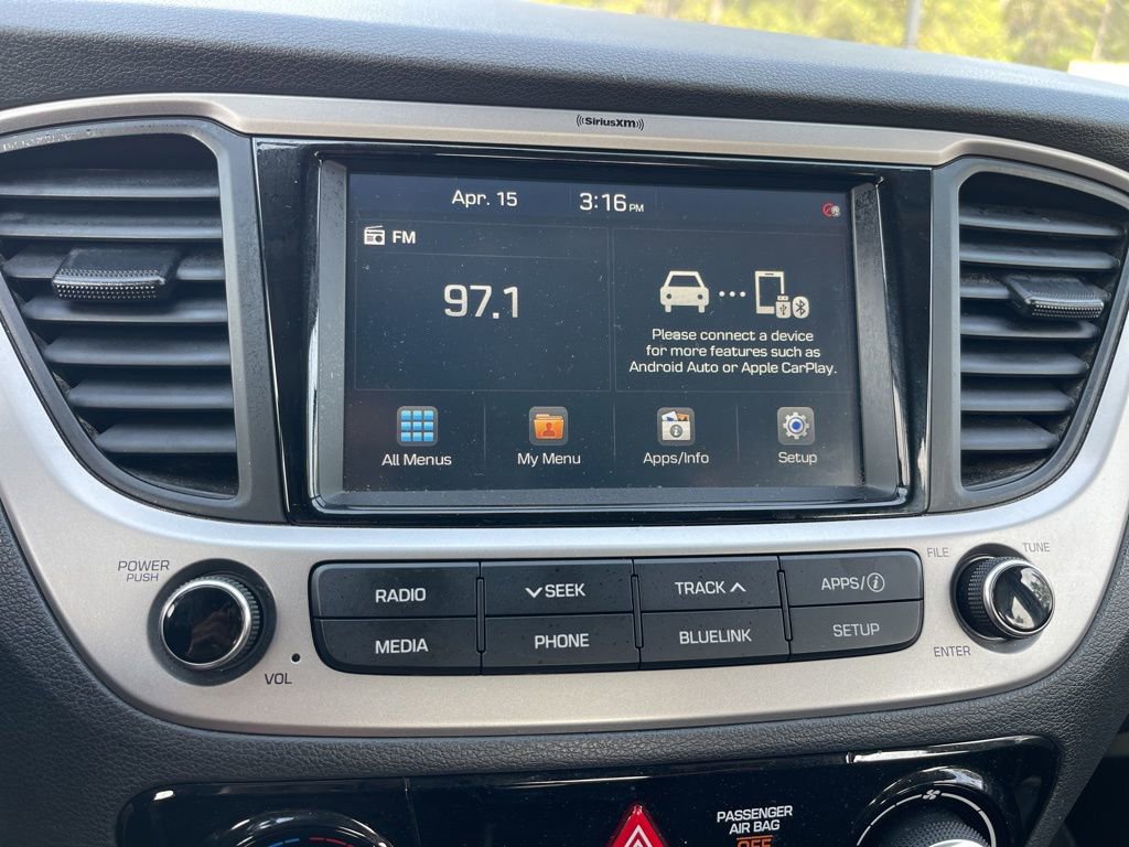 Used 2021 Hyundai Accent Limited w/ Cargo Package FWD image 10