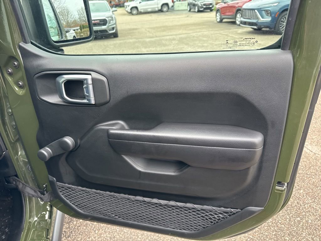 Used 2021 Jeep Wrangler Unlimited Sport AWD/4WD image 38
