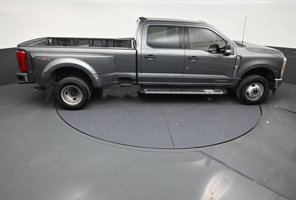 Used 2023 Ford F350 XLT w/ Camper Package AWD/4WD image 16