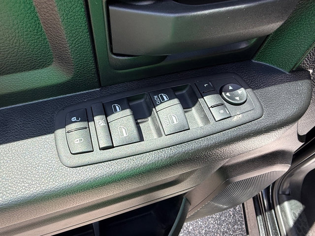 Used 2023 RAM 1500 Express w/ Wheel & Sound Group AWD/4WD image 13