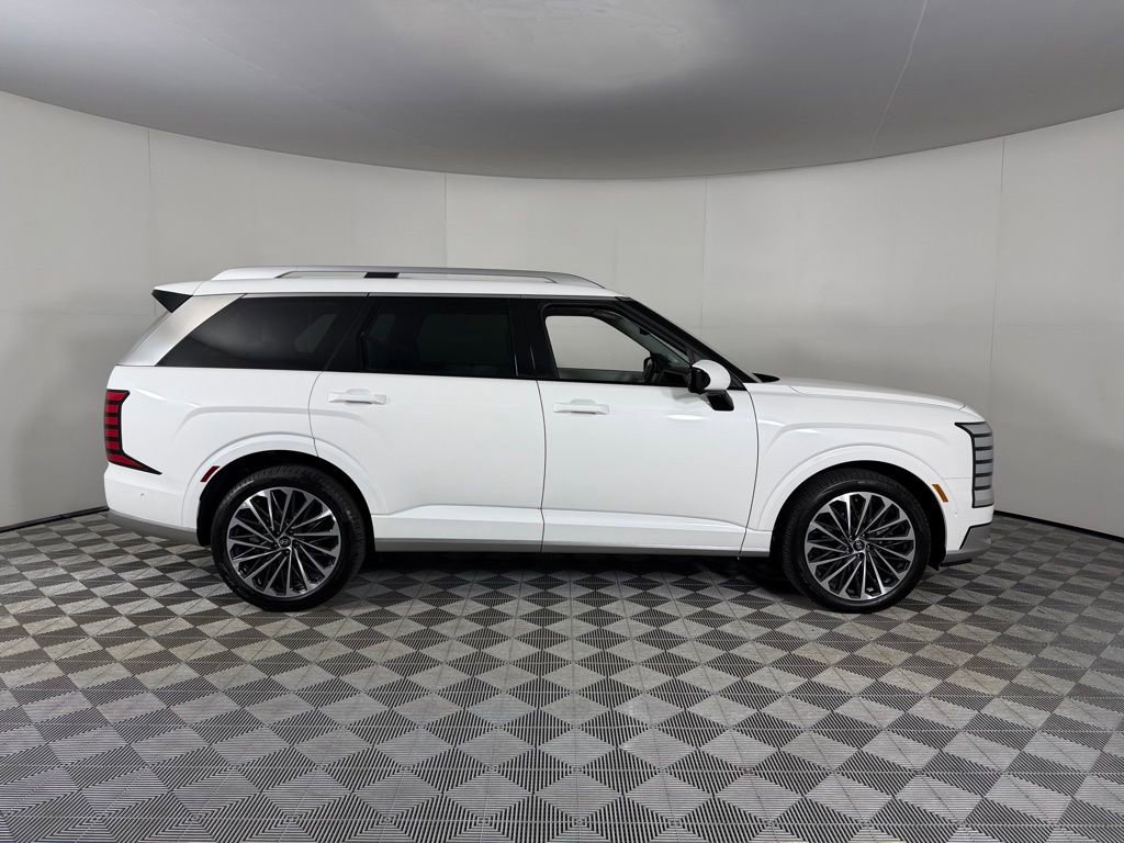 Used 2026 Hyundai Palisade Calligraphy image 5
