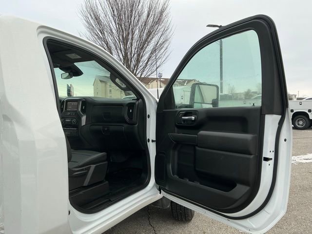 Used 2024 Chevrolet Silverado 3500 W/T image 17