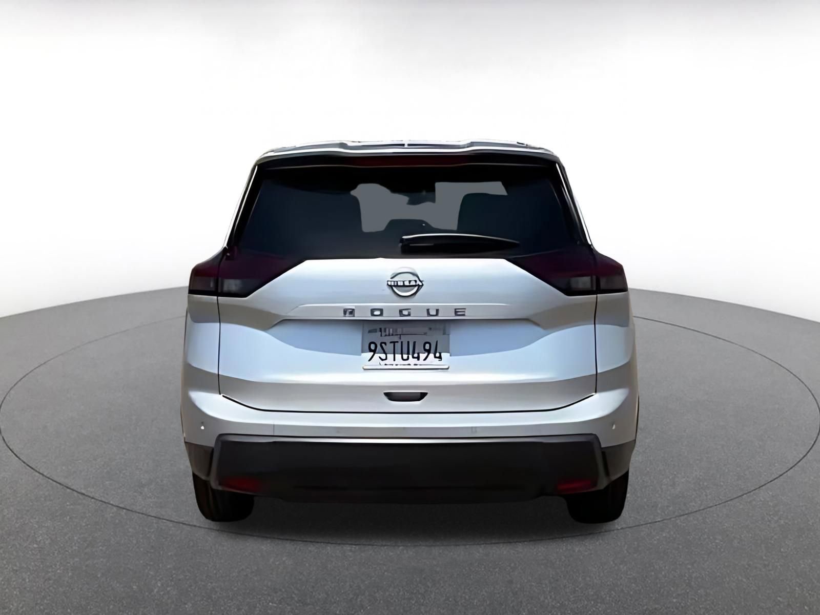 Used 2025 Nissan Rogue SV FWD image 16
